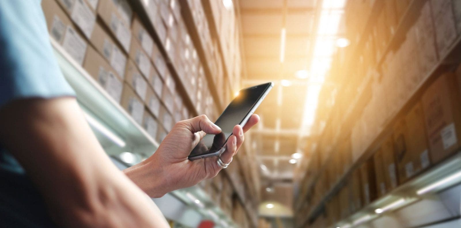 warehouse-phone.jpg